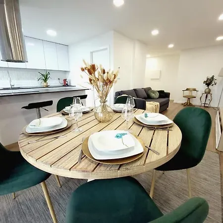 Apartamento Charmoso Em Azeitao. * Azeitão